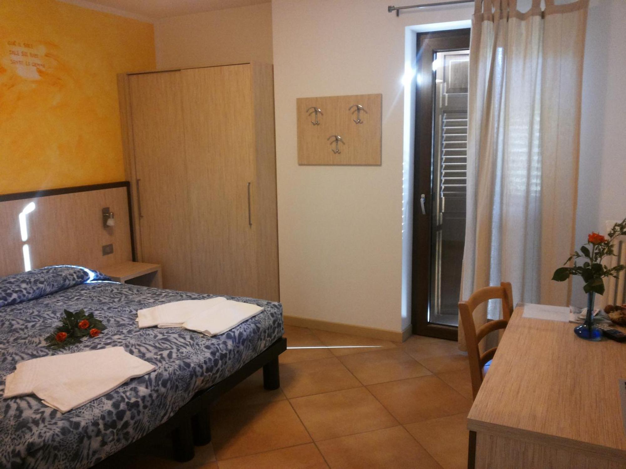Agritur Arcosole B&B Camping Oda fotoğraf
